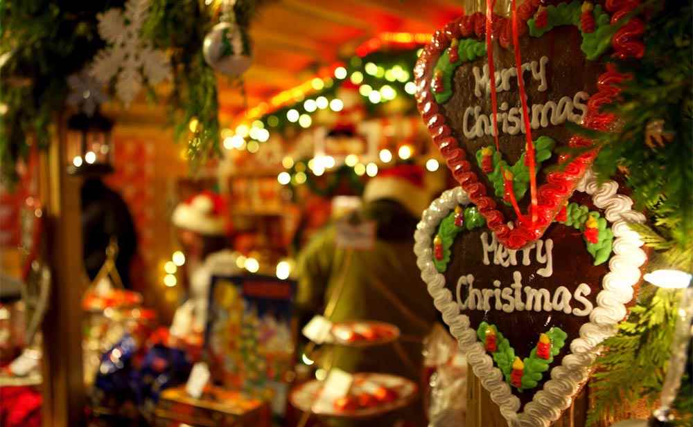 Christmas Market & Festive Shopping Day Trips by Coach with Leisuretime